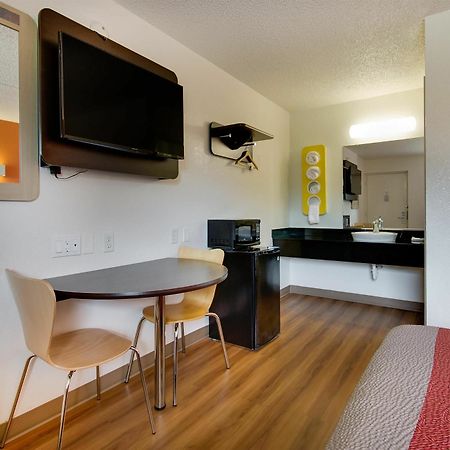 Motel 6-Salina, Ks Экстерьер фото