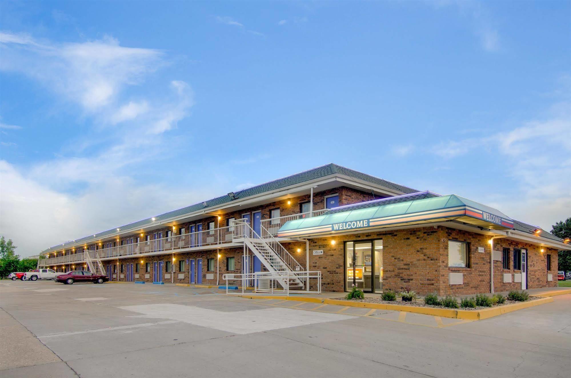 Motel 6-Salina, Ks Экстерьер фото