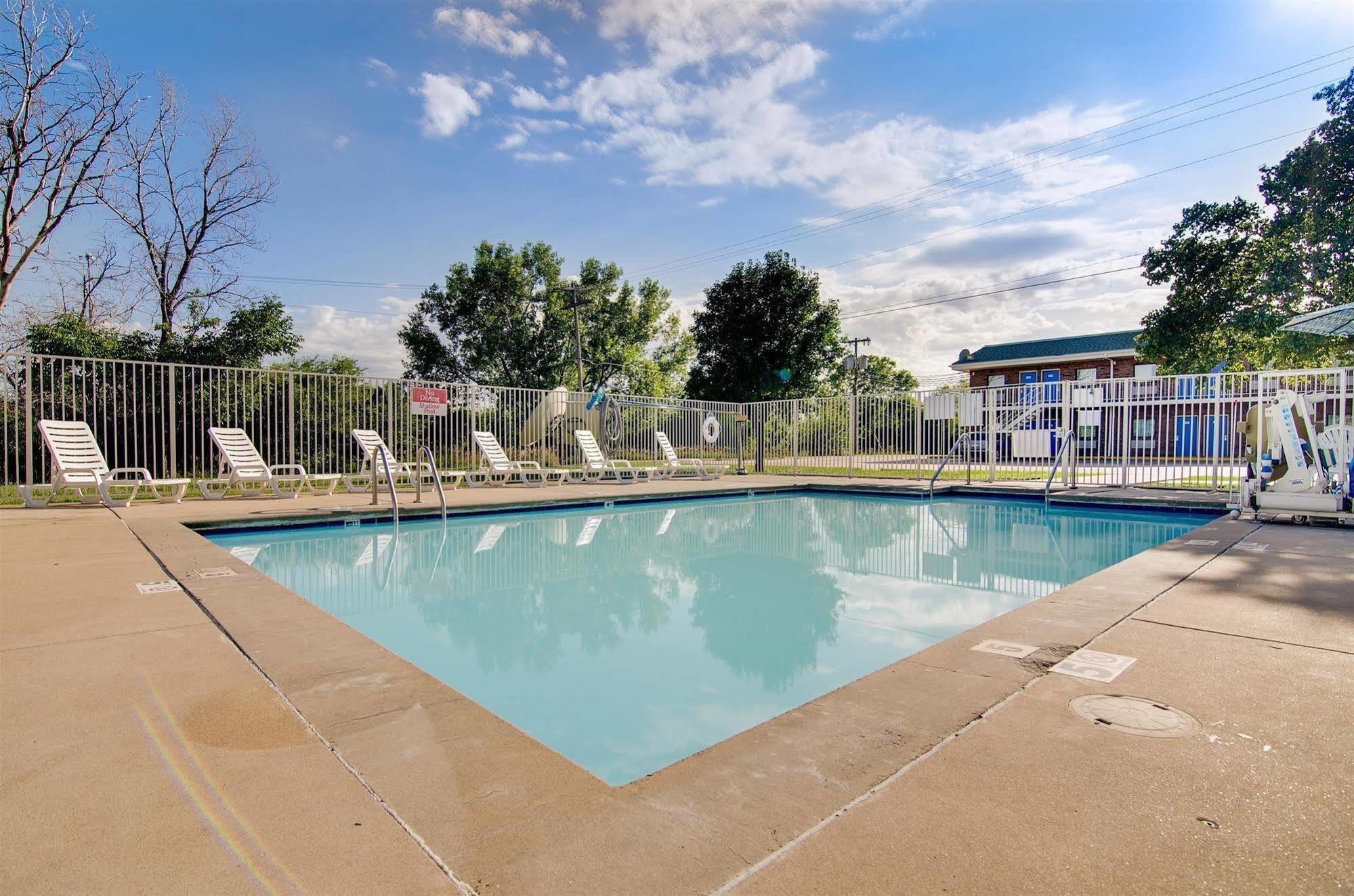 Motel 6-Salina, Ks Экстерьер фото